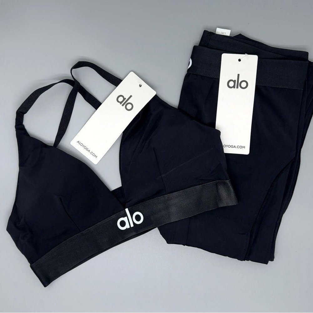 Alo Black Sports Bra and Leggings Set